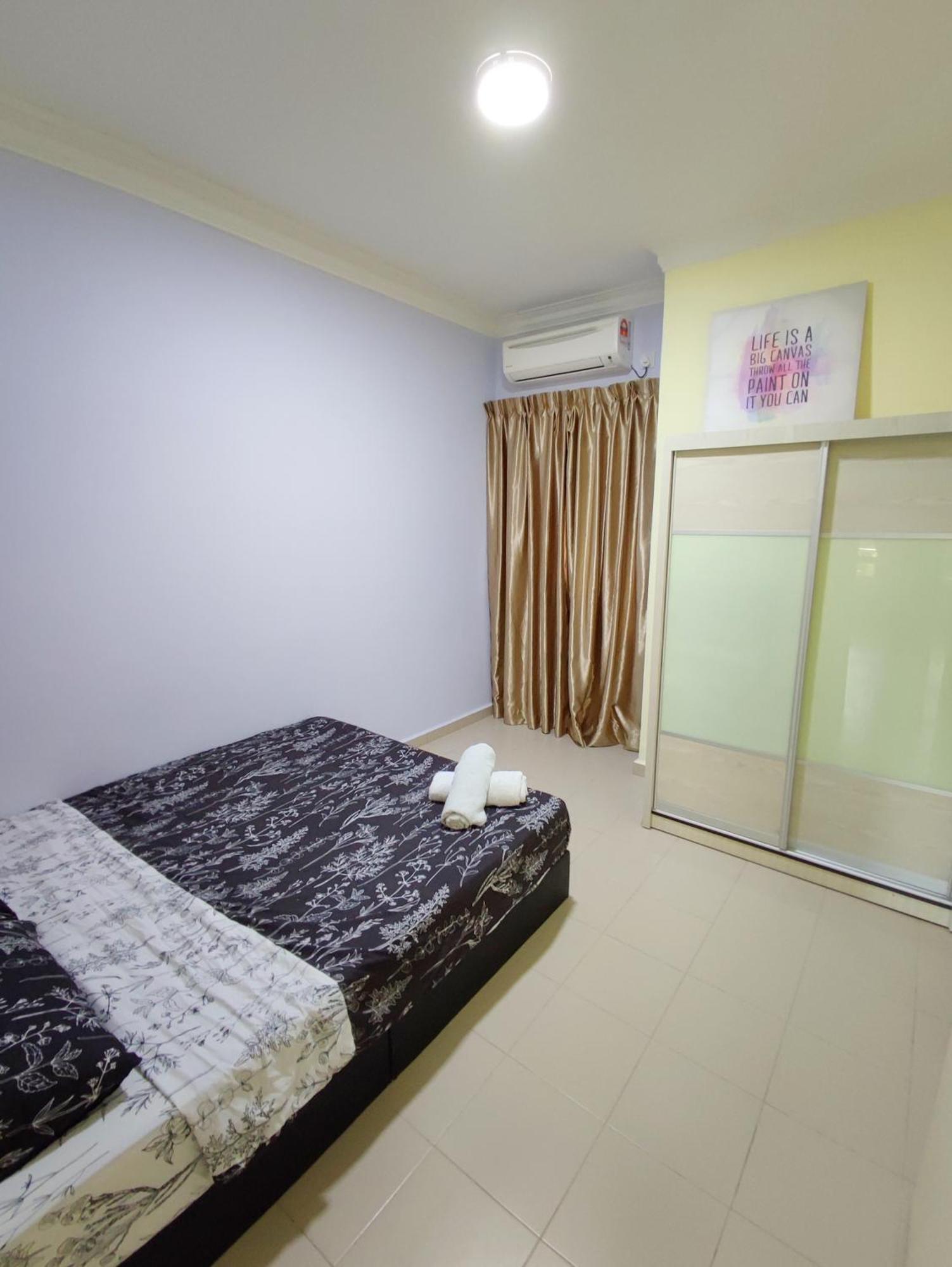 Jojo Homestay Tiara Residence Desaru Exterior foto